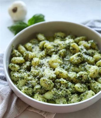  Pesto alla Genovese - kremowa zielona uczta z nutą orzechową i cytrusów!