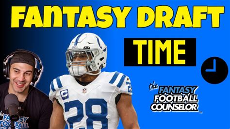 How Long Does Fantasy Football Draft Take: A Journey Through Time and Strategy